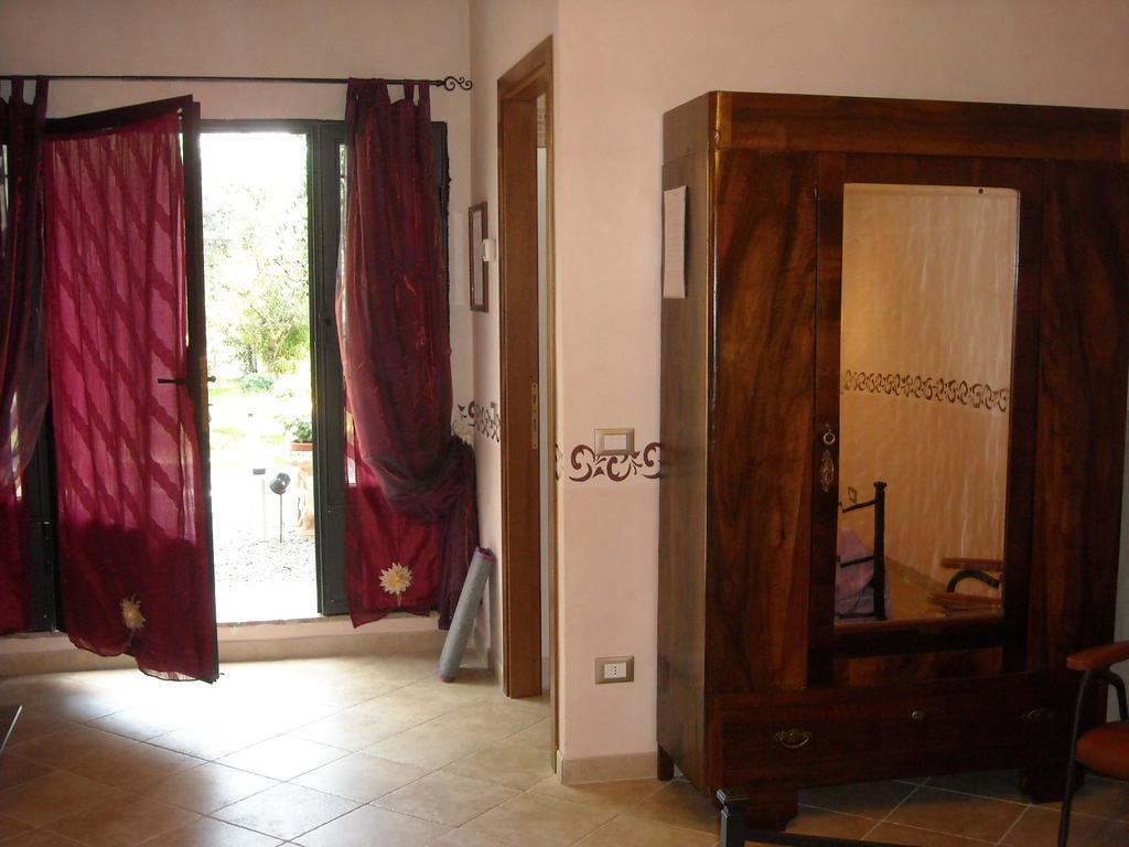 Antico Casolare Villa San Gimignano Værelse billede